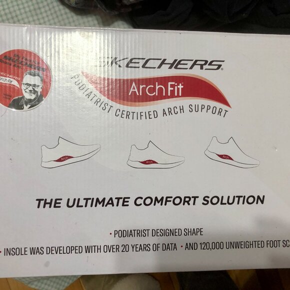 NIB SKECHERS ARCH FIT MENS BLACK EXTRA WIDE FIT WALKING SHOES SIZE 11 232040WW - Picture 7 of 7